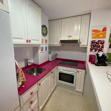 Club Nautico Con Piscina Apartman *