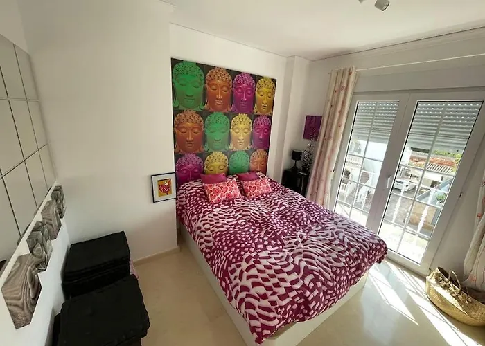 Club Nautico Con Piscina * Denia